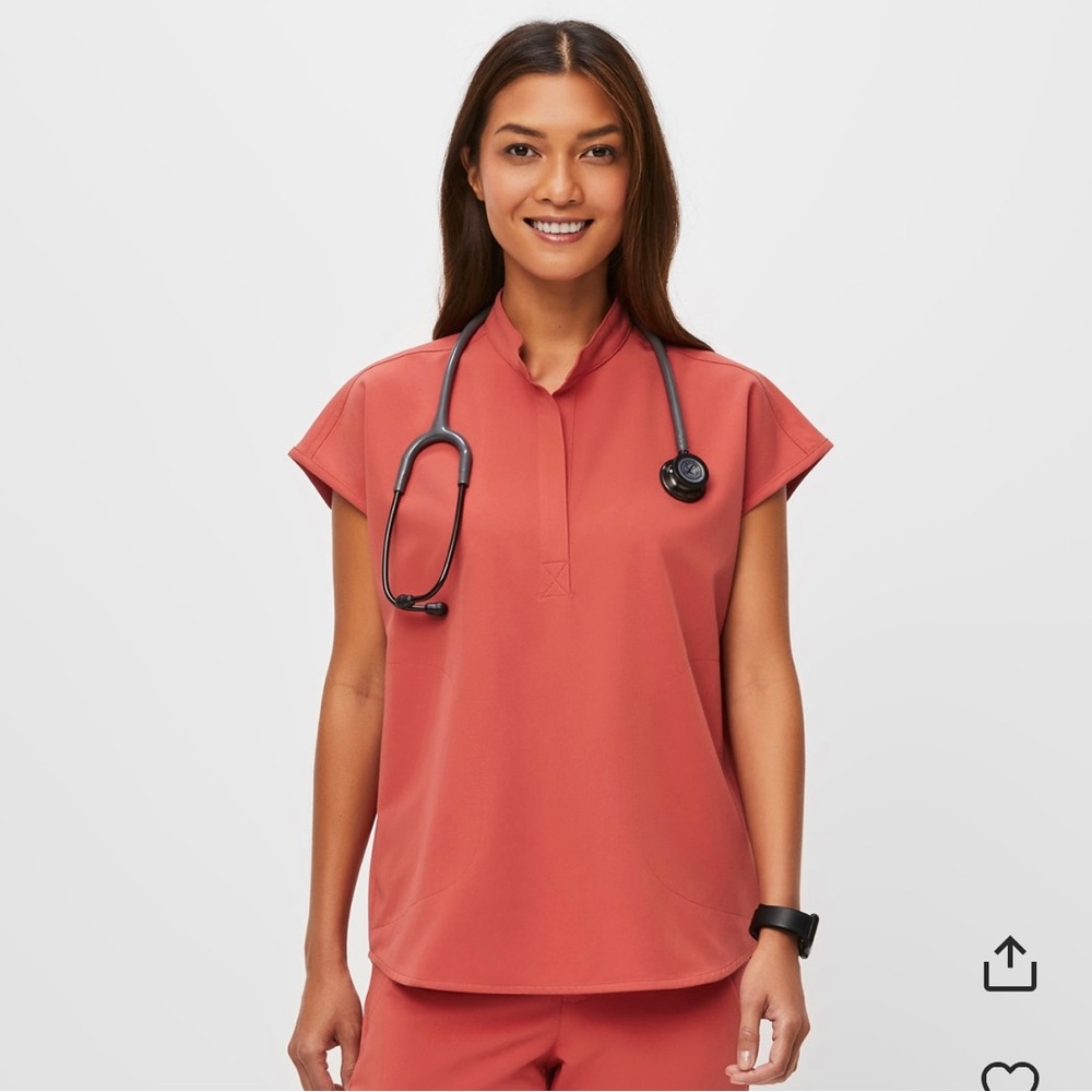 Figs Clay NWT XL Rafaela Oversized Scrub Top